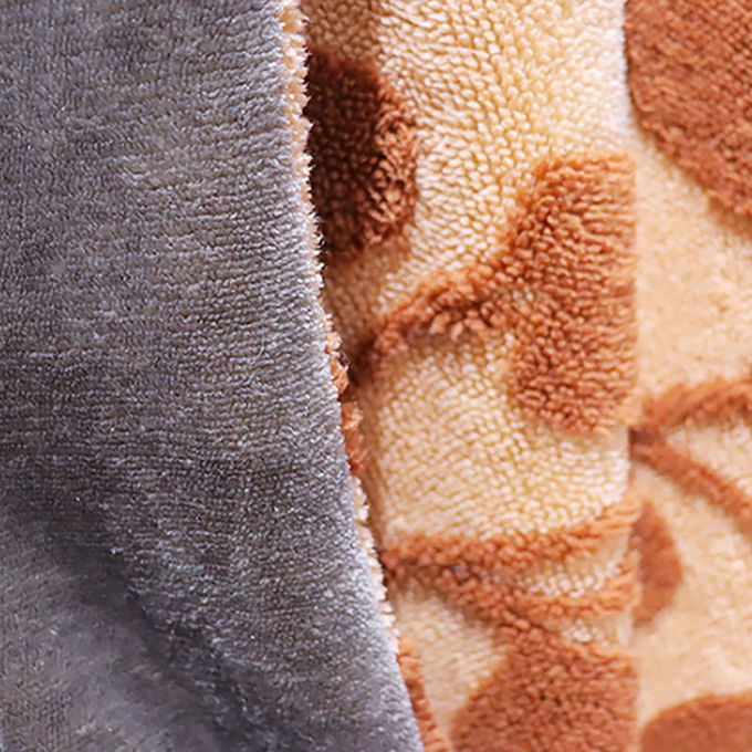 Blanda y cómoda manta de peluche de micro coral manta de piel falsa para casa 6