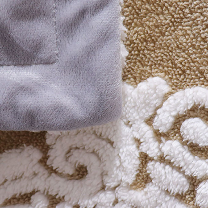 OEM Antiestático Coral Blanco de lana Cobijas de piel falsas para el invierno 2